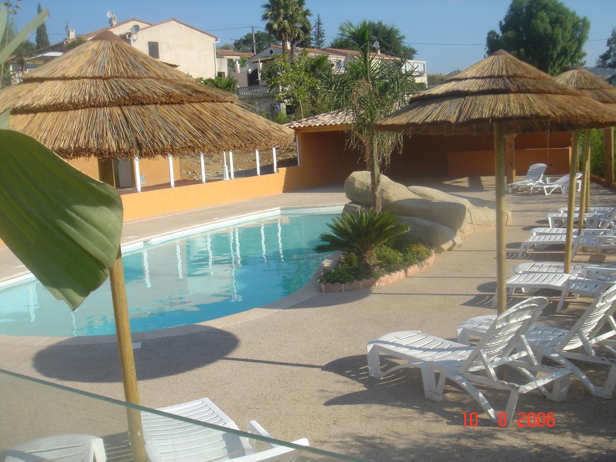 Hotel Lou Castelet Carros Exterior foto