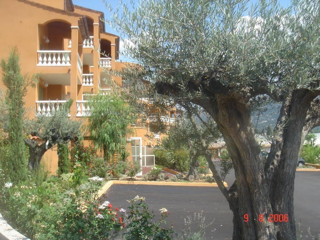 Hotel Lou Castelet Carros Exterior foto